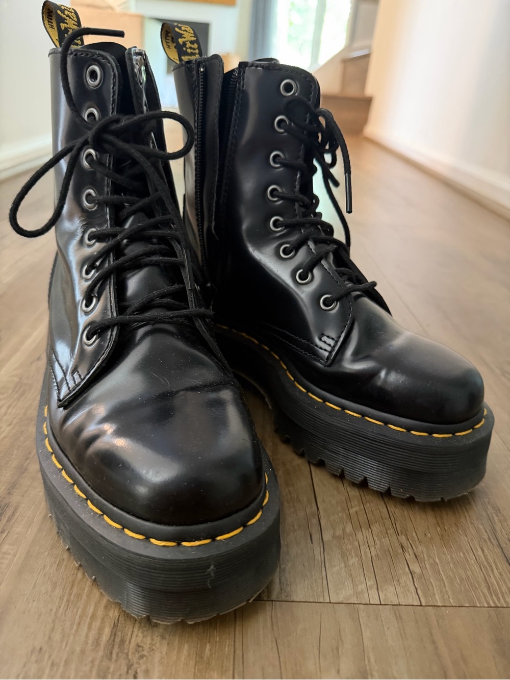 Dr. Martens Women’s Jadon Lace Up Boots - Picture 4 of 6